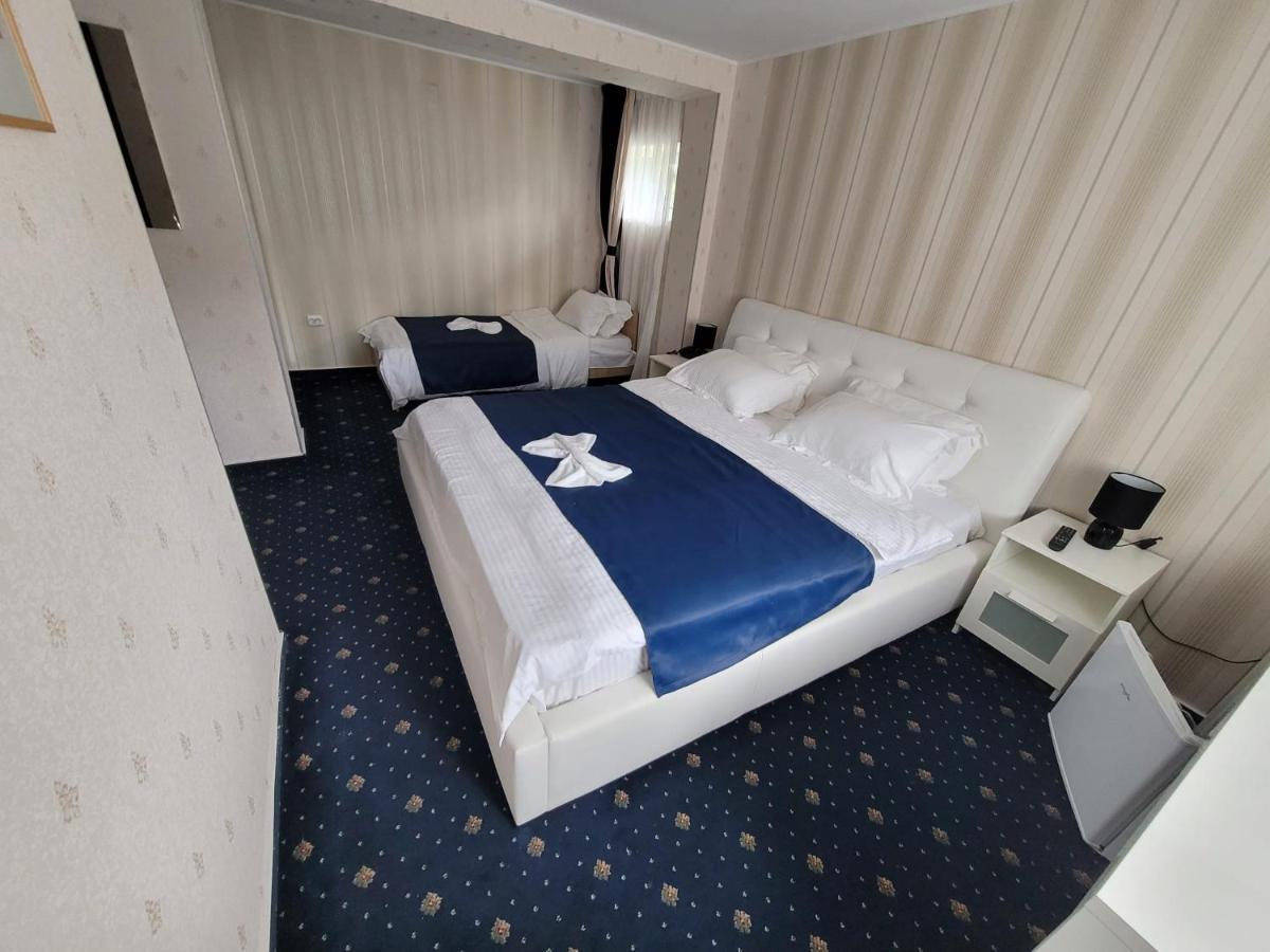 Hotel Green Palace シナヤ エクステリア 写真